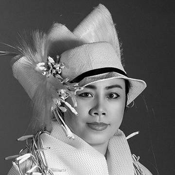 Simin Luo