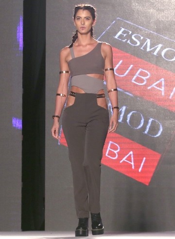 Look 4