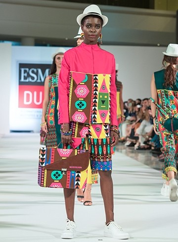 Look 3