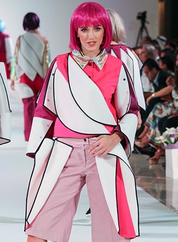 Look 3