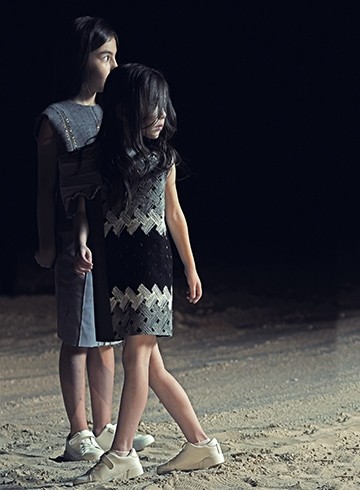 Look3